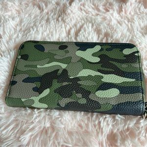 Thirty one wallet